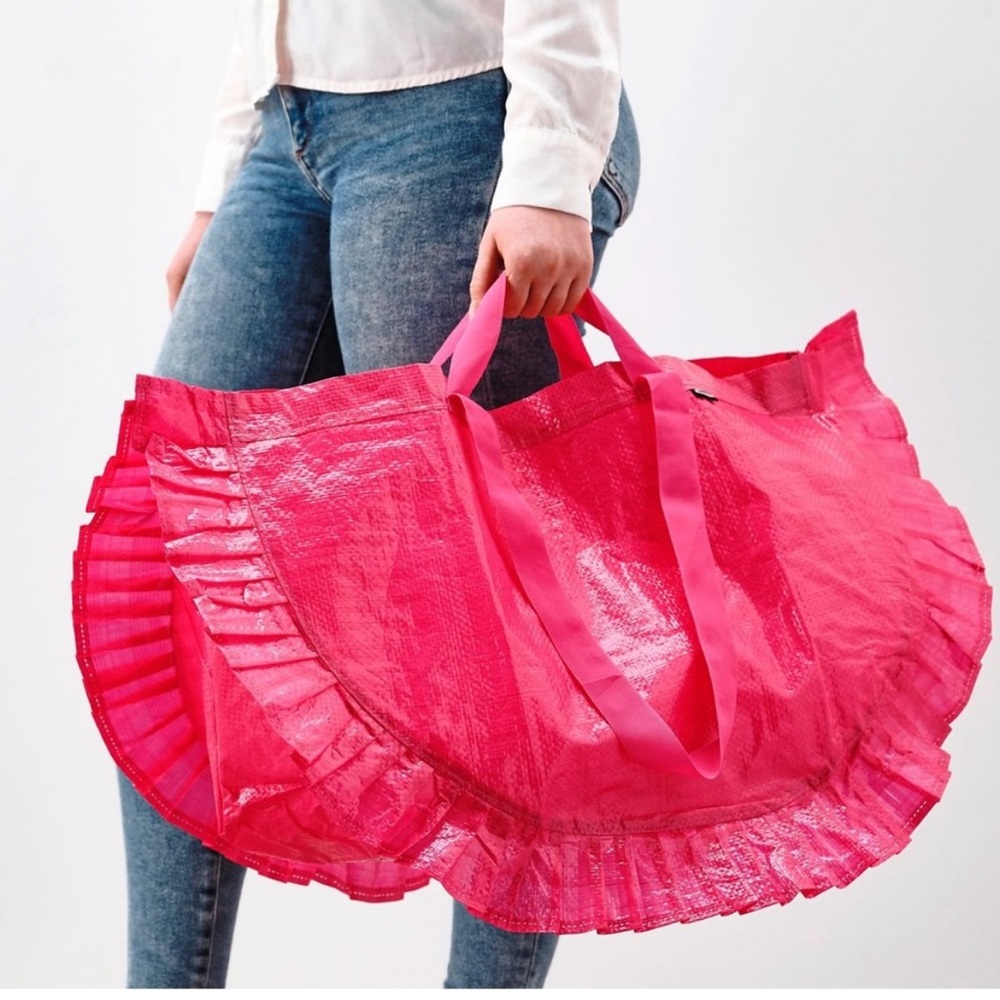 ISO LOOKING TO PURCHASE -IKEA KARISMATISK Shopping Bag Large 16 Gallon pink